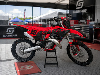 Grafiche PERSONALIZZATE per moto 100%